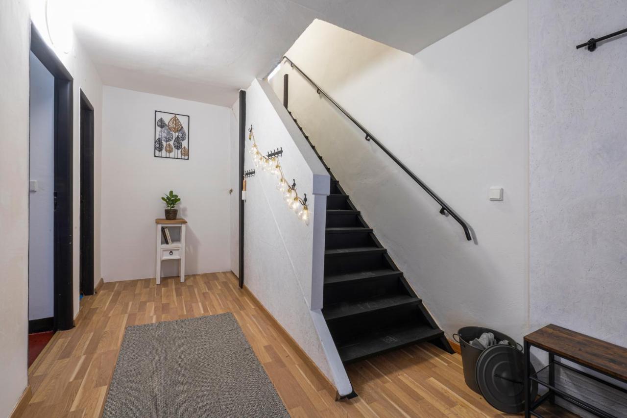 Апартаменти Vibe House Прага Екстер'єр фото